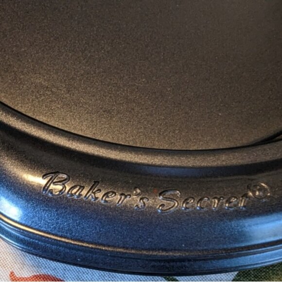 Bakers secret cake pan - Picture 4 of 5